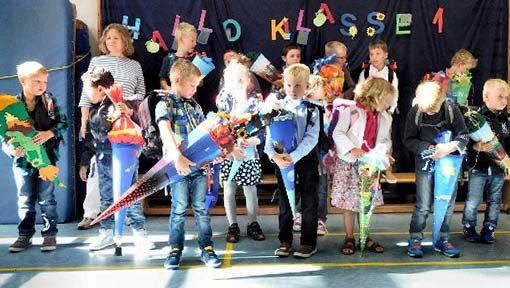 Schulanfänger Grundschule Stadum Schulanfänger Grundschule Stadum